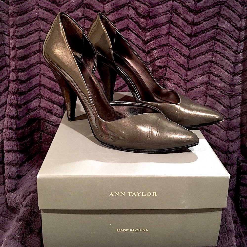 Ann Taylor Heels Color Sable 8.5
